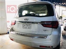 Infiniti QX80